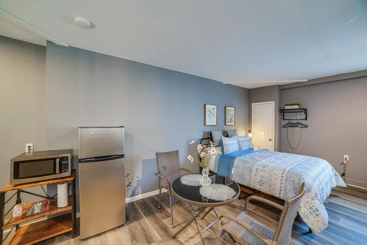 Spacious Studio With Private Entry Moreno Valley Exteriör bild